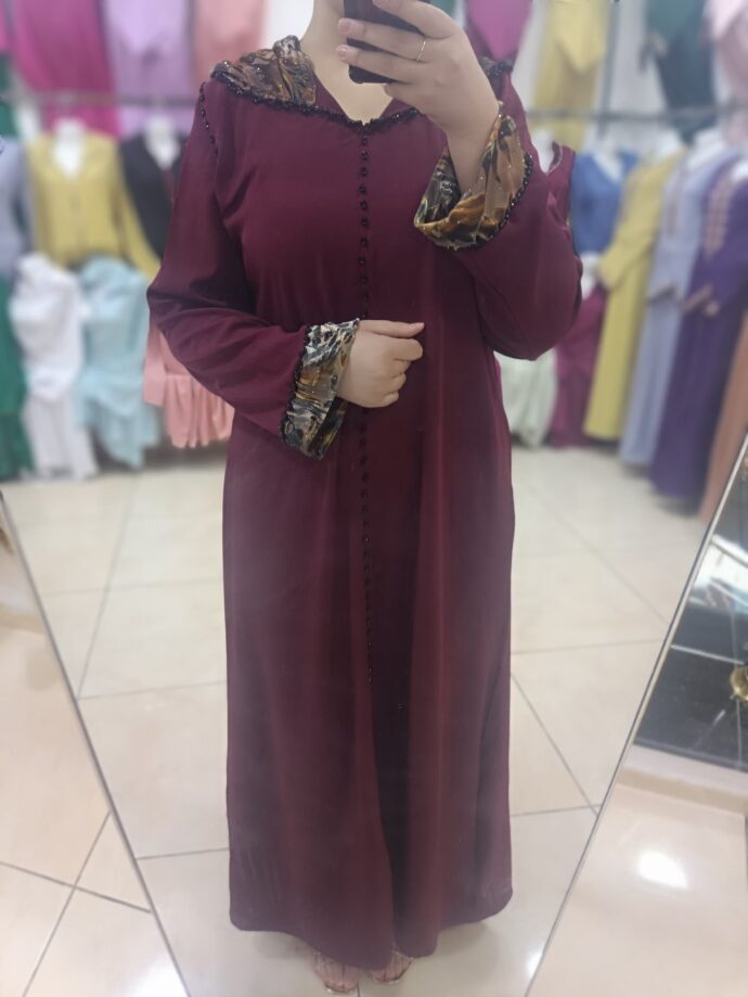 ⁦جلابة نمر⁩ - الصورة ⁦7⁩